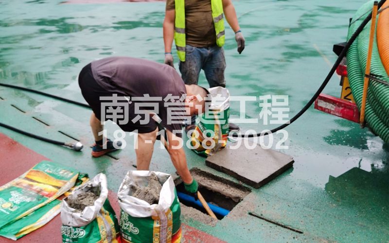 虎踞关管道清淤