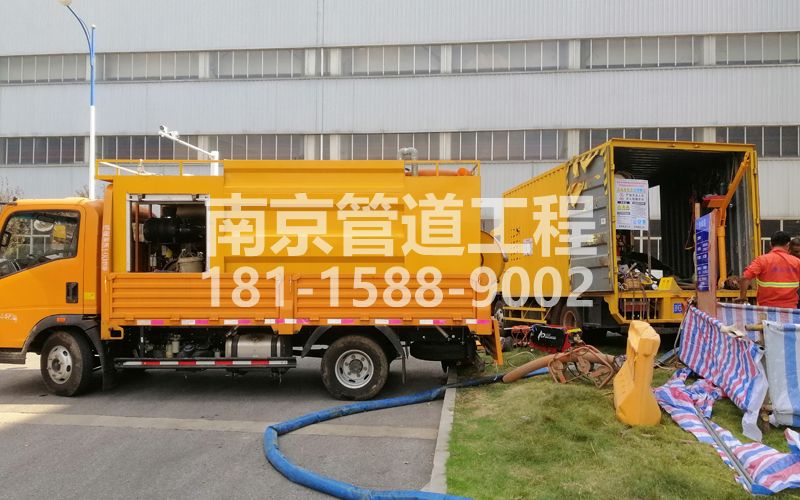 247虎踞关上汽集团管道清洗