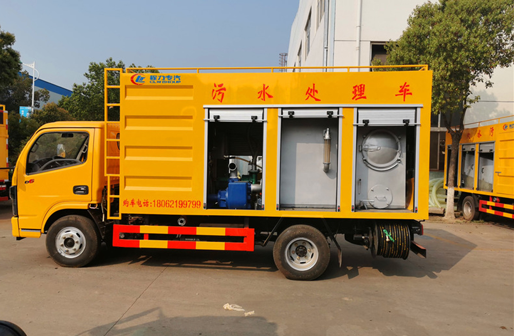 281虎踞关污水分离车