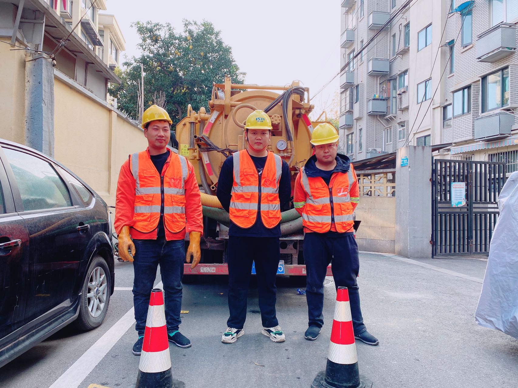 虎踞关南京某小区管道清淤检测施工